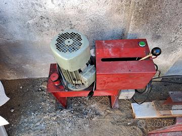 ponte sollevarore auto