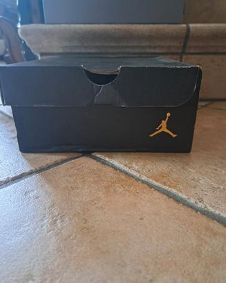 scarpa: AIR JORDAN 1 MID (GS) ORIGINALI 