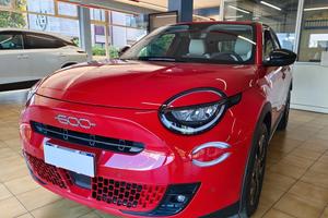 Fiat 600 Hybrid 100 CV DCT MHEV La Prima