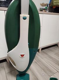 Folletto VK 136 con battitapetto 