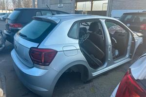 TAGLIO POSTERIORE VW POLO 2021 2022 AW1