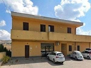 Tribunale di Enna - RG 49/2022 Casa in asta