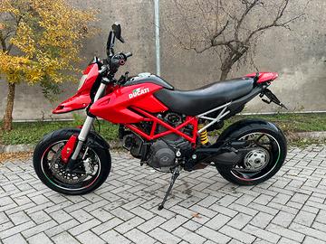 Ducati Hypermotard 796