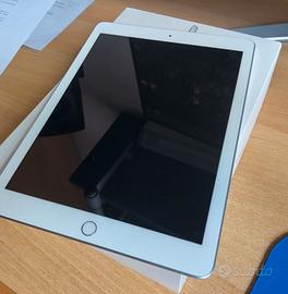 iPad 6th gen Wi-Fi 32gb Silver 6 generazione