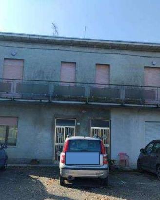 Immobile in asta di 401 m² con più di 5 locali a S