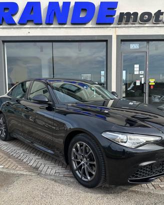 Alfa Romeo Giulia 2.0 Turbo 200 CV AT8 Business *N