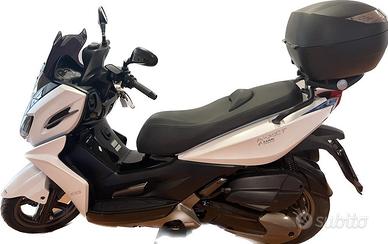 Kymco K-XCT 300