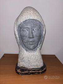 sculture in pietra