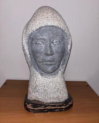 sculture in pietra