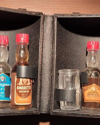 Confezione vintage grappe Mazzetti d'Altavilla.