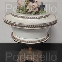 Codice: 268361 CENTROTAVOLA CON COPERCHIO IN CERA