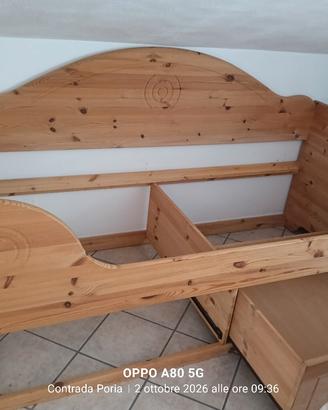 letto singolo con due  cassettoni