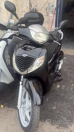 Honda sh 150 ie