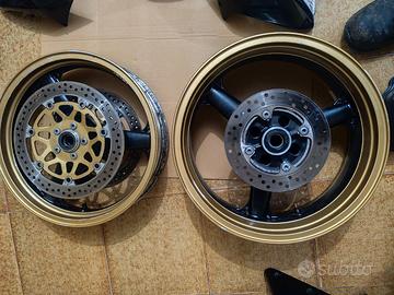 Cerchi per Kawasaki z1000 2005