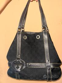Borsa gucci modello secchiello