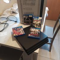 PS4 pro slim usata pochissimo con 4 giochi