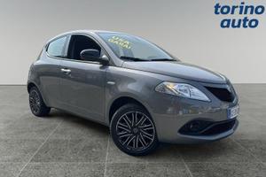 Lancia Ypsilon 1.0 FireFly 70cv S&S Hybrid GOLD