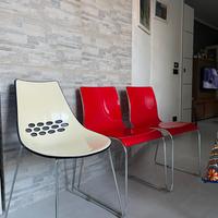 Tre sedie Calligaris serie trony