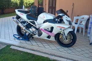 Moto cbr
