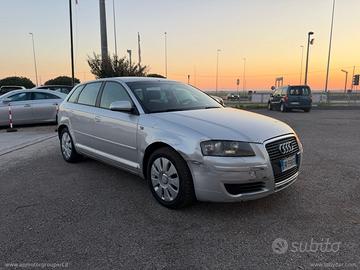 AUDI A3 SPB 2.0 16V TDI Ambiente