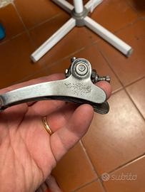 Deragliatore anteriore campagnolo