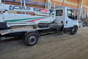 Iveco daily 35/140 con piattaforma aerea CELA DT25