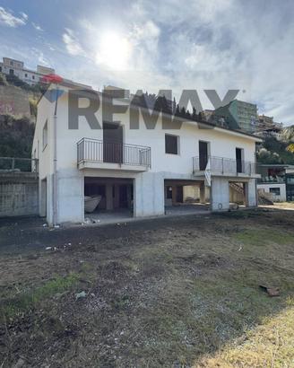 Casa Indipendente - Campofelice di Roccella