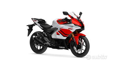 Yamaha R 3 Anniversary White