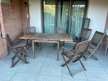 Tavolo legno  allungabile + 6 sedie legno esterno