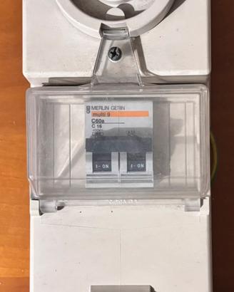 Schyller ART.16.754 -presa fissa interbloccata 16A
