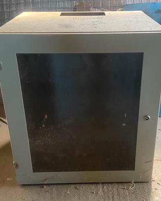 Armadio rack di rete