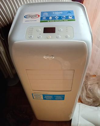 Condizionatore Argo future 10.000 BTU usato poco