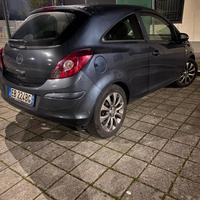Opel corsa 111 gpl full optional