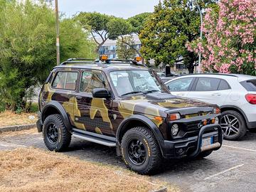Lada Niva Bronto 