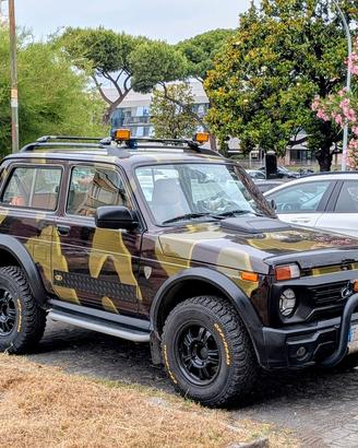 Lada Niva Bronto 