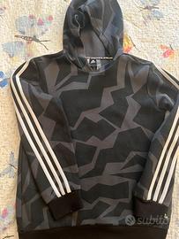 Stock abbigliamento ragazzo 12 anni