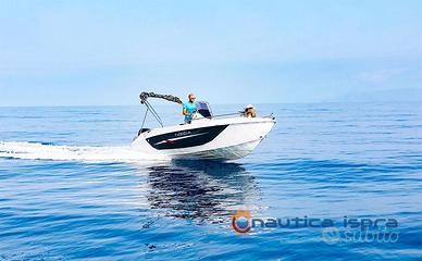 Trimarchi Nica (2026)