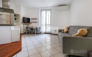 BILOCALE ARREDATO LIBERO SUBITO