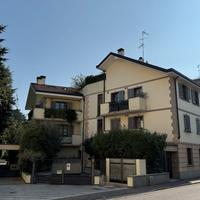 Appartamento con taverna e area esterna