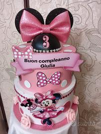torte di merendine e gadget  kit feste
