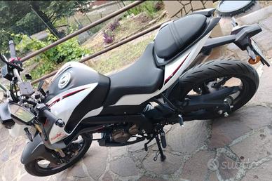 QJ Motor SRK 125 - 2024