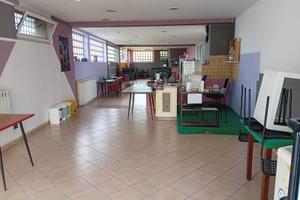 Locale commerciale e laboratorio