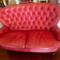 Divano primi '900 in pelle. Appena restaurato.
