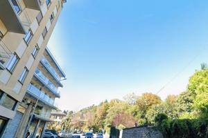 Elegante monolocale con posto auto a Como