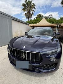 Maserati Levante  Granlusso