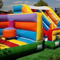 gonfiabili professionali certificati