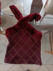 top ragazza con pelliccetta