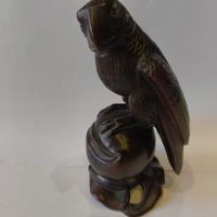 Statuina raffigurante un'aquila