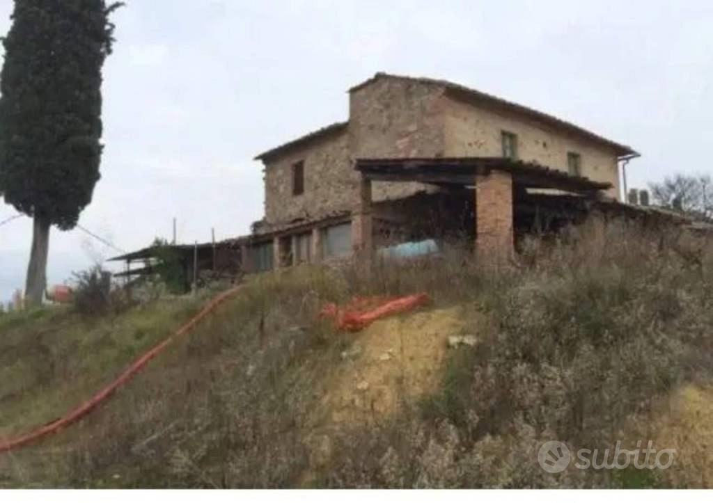 Immobile in asta di 5805 m² a Castelnuovo Berarden - Vista 4