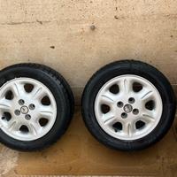 Cerchi in lega e gomme